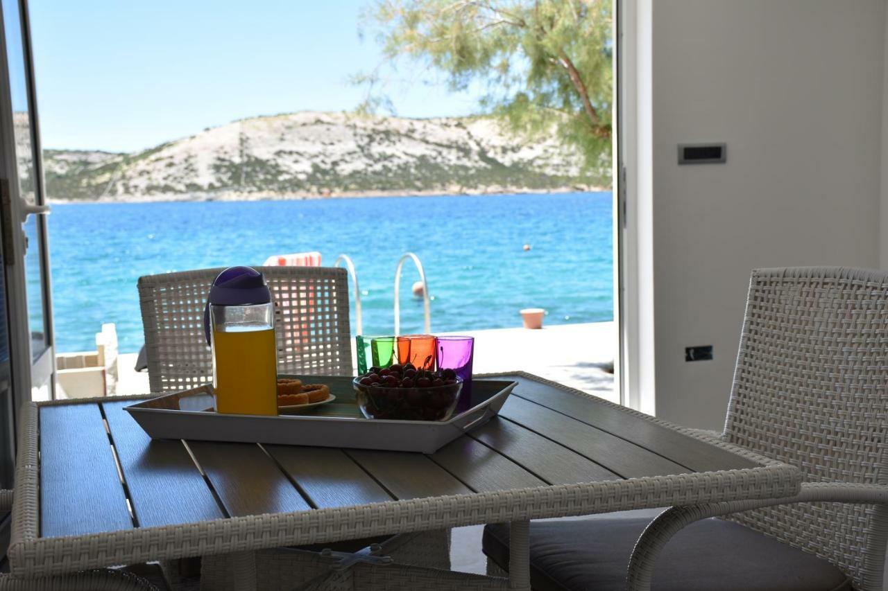 Beachfront Apartments - Villa Vita Stara Novalja Kültér fotó